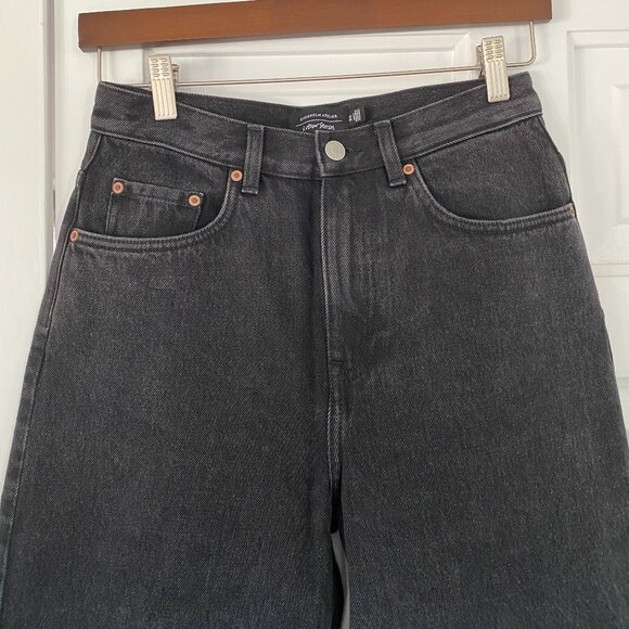 & Other Stories High Waist Wide Leg Jeans in Black Size 27 (NWOT) - Picture 3 of 7